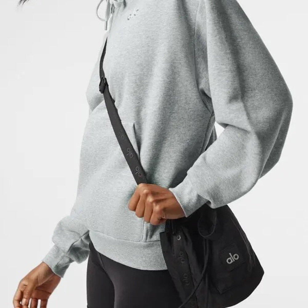Alo Yoga Utility Cross Body Bucket Bag - Picture 2 of 8